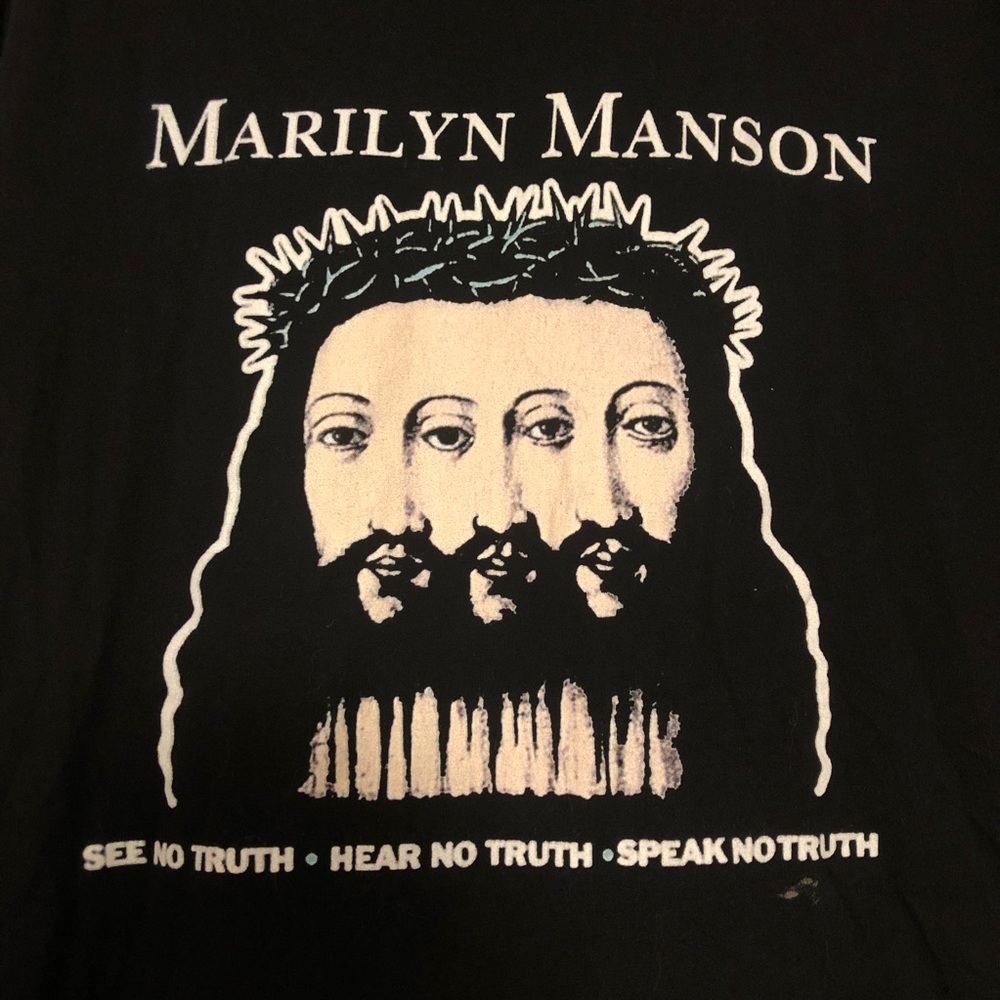 Marilyn Manson shirt